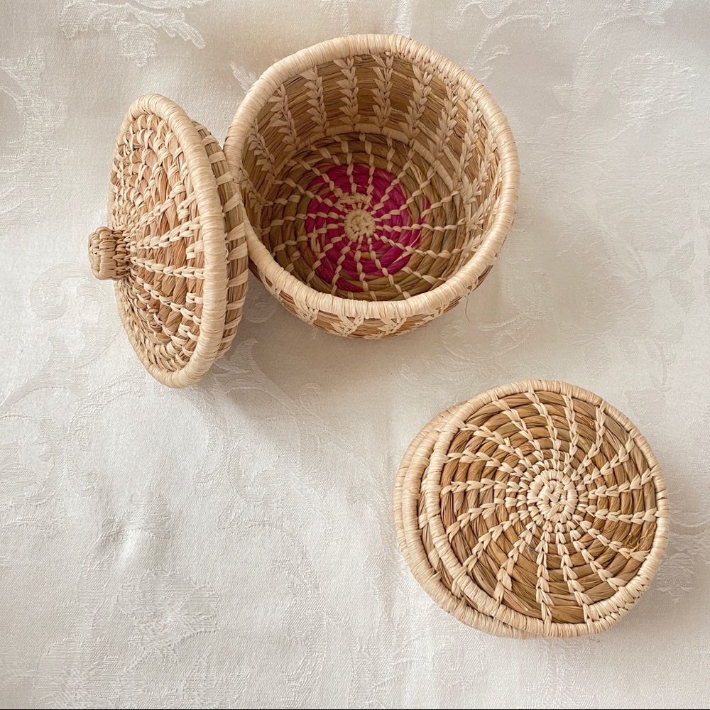 Natural Woven Coaster Set with Lidded Basket & Studio Pottery Candle Holder - Picture 6 of 16
